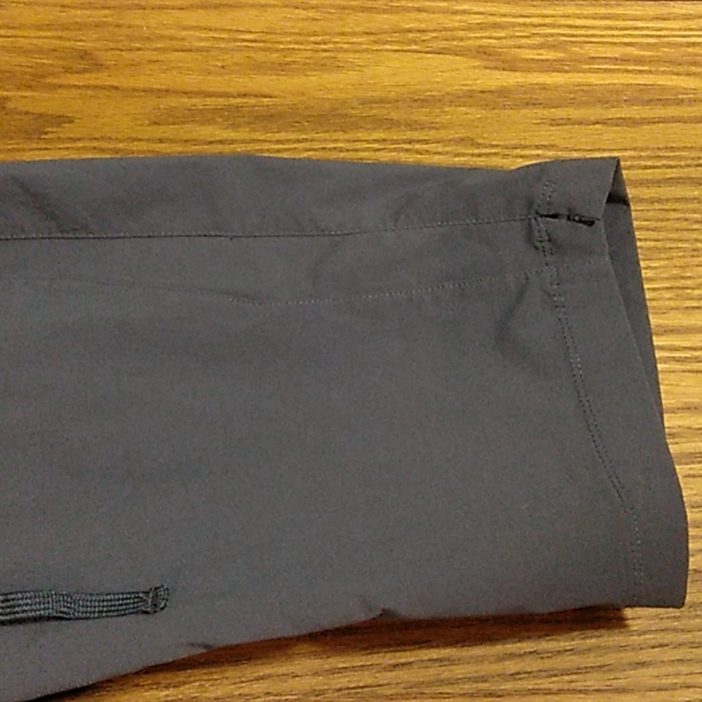 Women's Columbia Bermuda Active Shorts/Capri - Picture 3 of 7